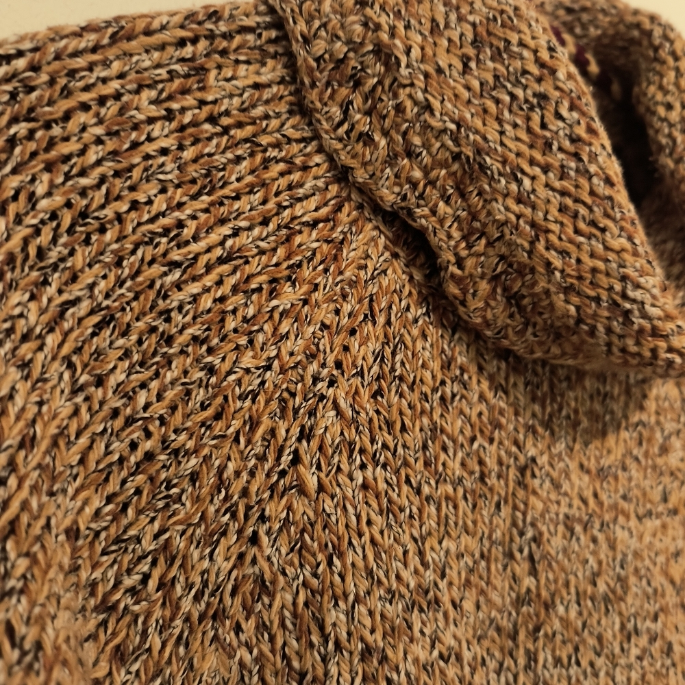 Liz Claiborn Cotton-mix sweater -Size M